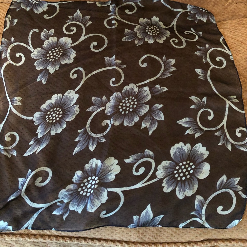 15 by 16 scarf